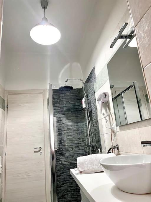 Loft Deluxe Metro Bengasi Apartment Turin Ngoại thất bức ảnh